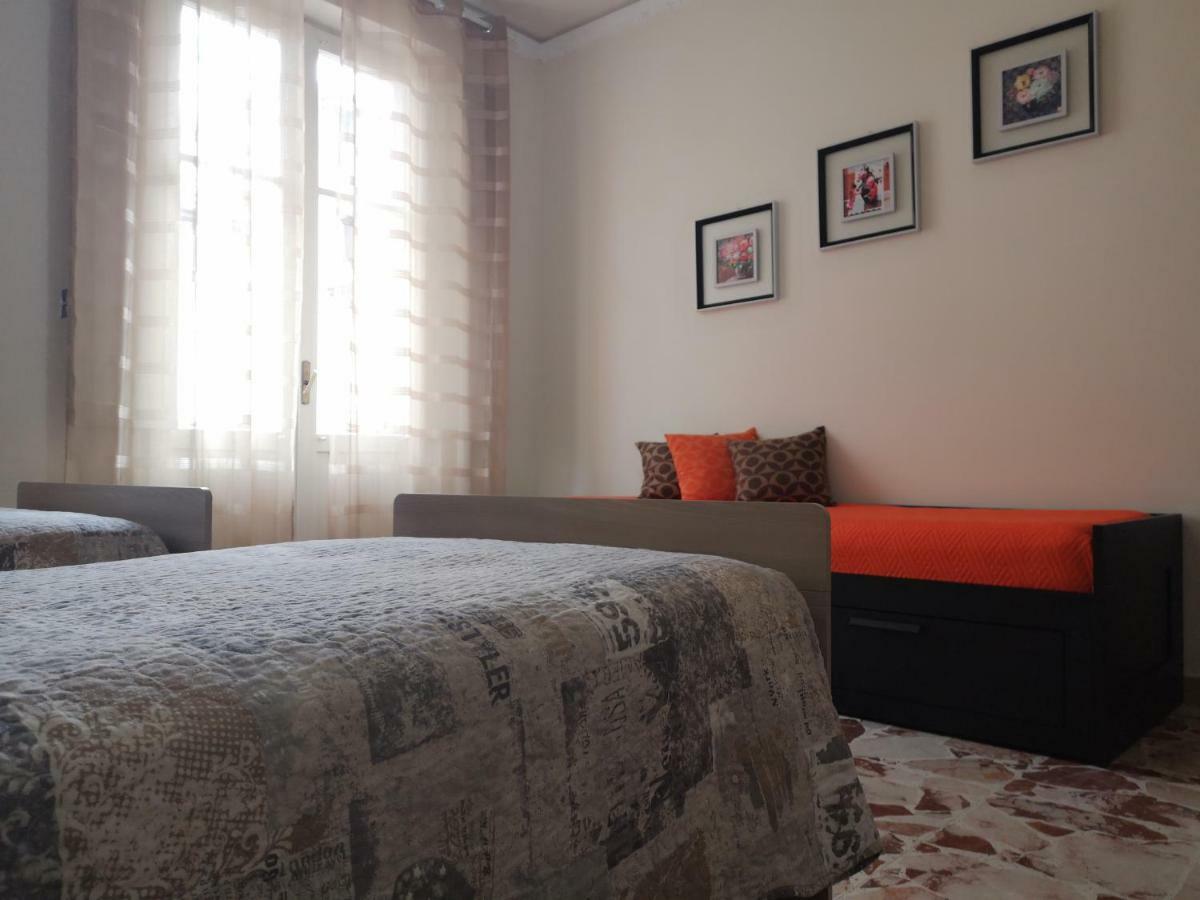 Appartement Casa Dany&Olga à Giardini-Naxos Extérieur photo